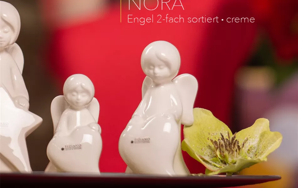 Engel Nora mit Herz stehend - creme Engel Nora mit Herz stehend - creme