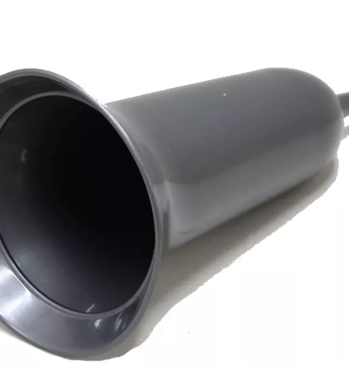 Mit Stachel zum einstecken am Grab