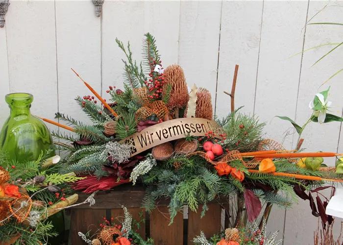 Allerheiligen Grabschmuck
