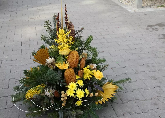 Allerheiligen Grabschmuck